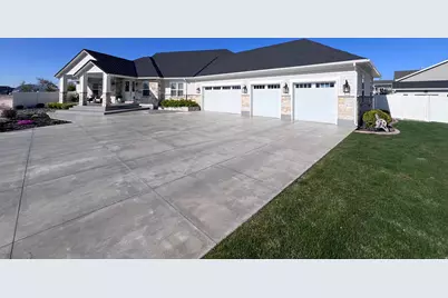 2437 N 2950 W, Plain City, UT 84404 - Photo 2