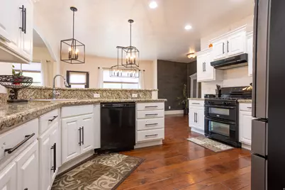 14437 S Butterfield Pkwy W, Herriman, UT 84096 - Photo 6