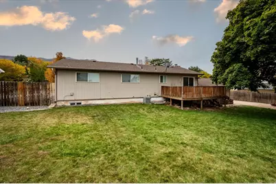 1359 N East Lisa St E, Layton, UT 84040 - Photo 38
