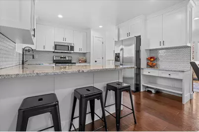 1359 N East Lisa St E, Layton, UT 84040 - Photo 6