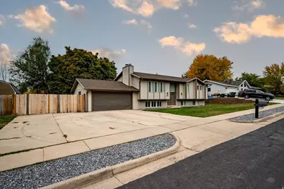 1359 N East Lisa St E, Layton, UT 84040 - Photo 34