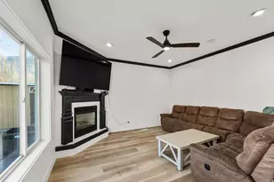 4552 W Windsor Cir N, Cedar Hills, UT 84062 - Photo 16