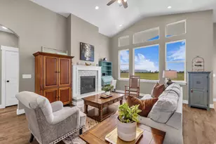 1092 E 250 S, Tremonton, UT 84337 - Photo 6