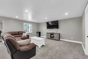 1092 E 250 S, Tremonton, UT 84337 - Photo 22