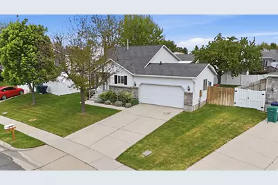 1183 E 2300 N, Layton, UT 84040 - Photo 44