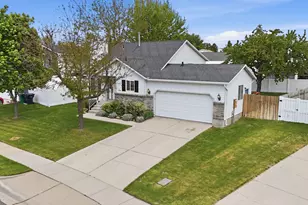 1183 E 2300 N, Layton, UT 84040 - Photo 44