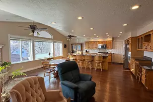 1959 N 150 E, Centerville, UT 84014 - Photo 6