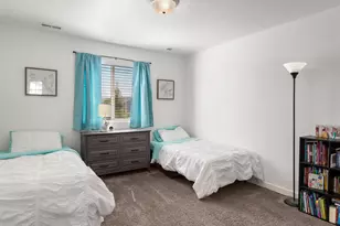 1512 W Parkview Dr S, Syracuse, UT 84075 - Photo 24