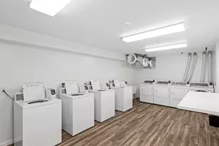 1032 E 400 S, Salt Lake City, UT 84102 - Photo 10