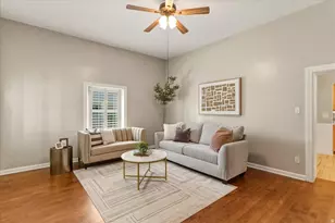 347 N 100 E, Farmington, UT 84025 - Photo 4
