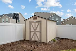 4953 W Berry Creek Dr N, Riverton, UT 84096 - Photo 34