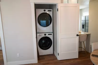 862 W Pacific Ave, Salt Lake City, UT 84104 - Photo 16
