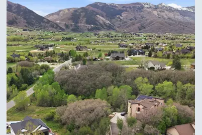 3635 N Patiosprings Dr E #105, Eden, UT 84310 - Photo 6