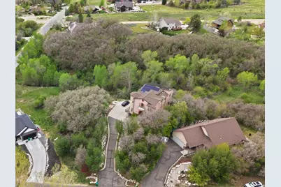 3635 N Patiosprings Dr E #105, Eden, UT 84310 - Photo 4