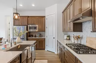 1707 N Larkspur Way, Layton, UT 84040 - Photo 10