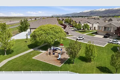 419 N Kent Dr W, North Salt Lake, UT 84054 - Photo 30