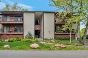 5572 S Marshwood, Salt Lake City, UT 84107 - Photo 2