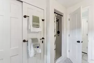 2220 E Murray Holladay Rd S, Holladay, UT 84117 - Photo 24