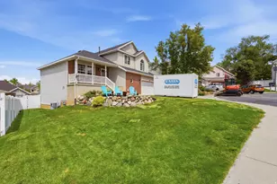 581 E Compass Cir N, North Salt Lake, UT 84054 - Photo 2