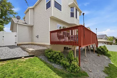 581 E Compass Cir N, North Salt Lake, UT 84054 - Photo 40