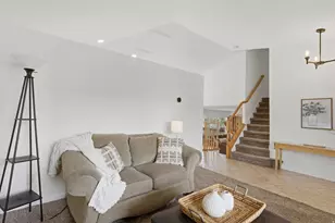 581 E Compass Cir N, North Salt Lake, UT 84054 - Photo 6