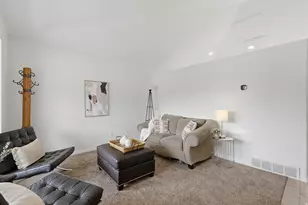 581 E Compass Cir N, North Salt Lake, UT 84054 - Photo 4