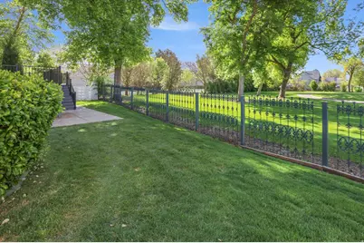 1083 W Tee Time Dr., Farmington, UT 84025 - Photo 8