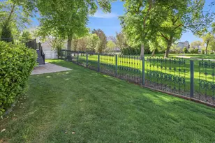 1083 W Tee Time Dr, Farmington, UT 84025 - Photo 8
