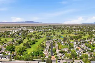 1083 W Tee Time Dr, Farmington, UT 84025 - Photo 50