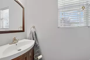 5176 W Dove Creek Ln, West Jordan, UT 84081 - Photo 8