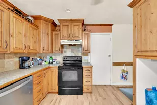 6126 S Middlewood Cir W, Salt Lake City, UT 84118 - Photo 6