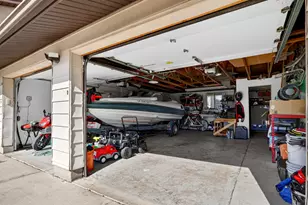 5592 S 3975 W, Roy, UT 84067 - Photo 38