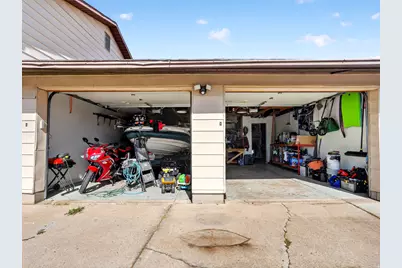 5592 S 3975 W, Roy, UT 84067 - Photo 34