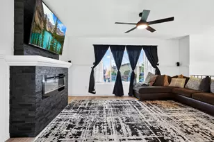 5592 S 3975 W, Roy, UT 84067 - Photo 10