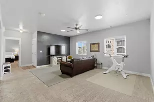 1821 N Crest Rd, Saratoga Springs, UT 84045 - Photo 10