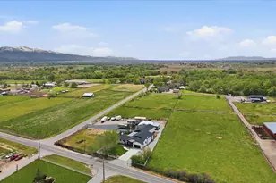 3663 W Pioneer Rd, Marriott-Slaterville City, UT 84404 - Photo 92