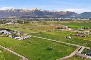 3663 W Pioneer Rd, Marriott-Slaterville City, UT 84404 - Photo 100