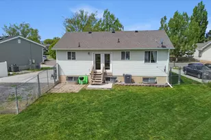 785 S 460 W, Tremonton, UT 84337 - Photo 36