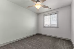 272 E Kirsten Ln, North Salt Lake, UT 84054 - Photo 18