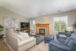 603 E Southfork Dr S, Draper, UT 84020 - Photo 4
