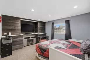 492 W 180 N, Clearfield, UT 84015 - Photo 18