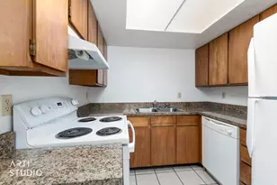 1215 W 4700 S, Riverdale, UT 84405 - Photo 10