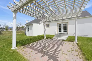 736 S 300 W, Lehi, UT 84043 - Photo 20