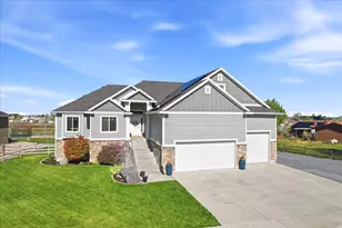 1839 S 3335 W, West Haven, UT 84401 - Photo 2