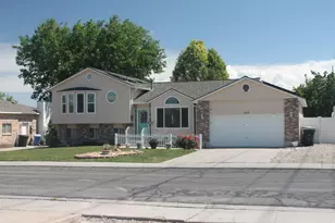 2683 W Jean Way, West Jordan, UT 84084 - Photo 2