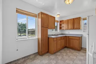 1645 E 2700 S, Salt Lake City, UT 84106 - Photo 44