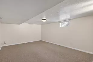 1645 E 2700 S, Salt Lake City, UT 84106 - Photo 32