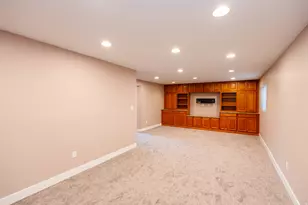 39 S Village Way E, Fruit Heights, UT 84037 - Photo 18