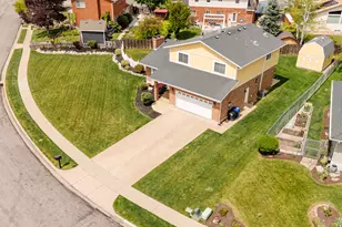 39 S Village Way E, Fruit Heights, UT 84037 - Photo 4