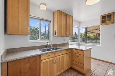 1645 E 2700 S, Salt Lake City, UT 84106 - Photo 12
